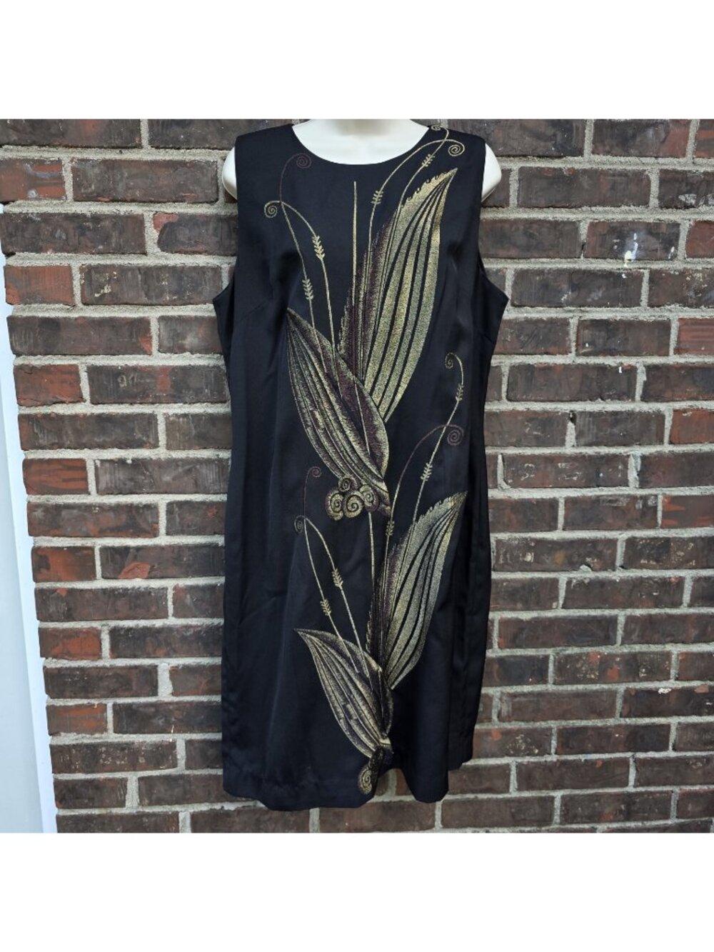 Lauren Ralph Lauren Size 12 Black Gold Floral Embroidered Shift Sleeveless Dress